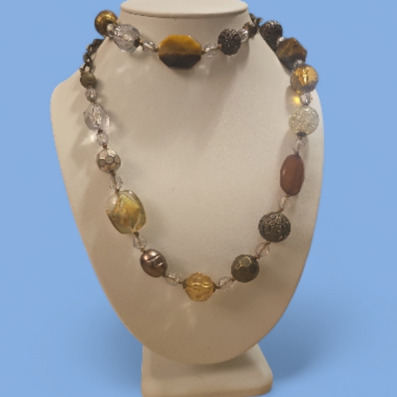 Vintage Premiere Design Beaded Necklace. - Picture 5 of 10